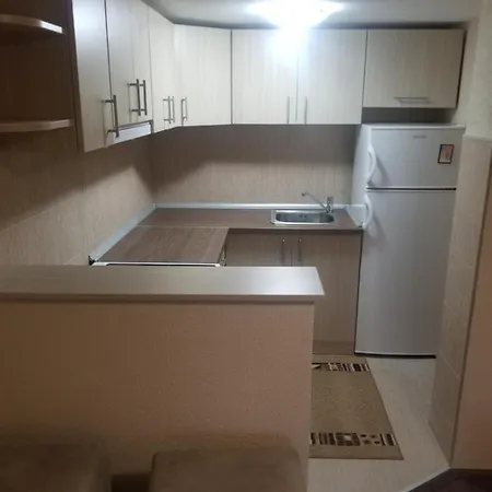 Prenociste Lux Kragujevac